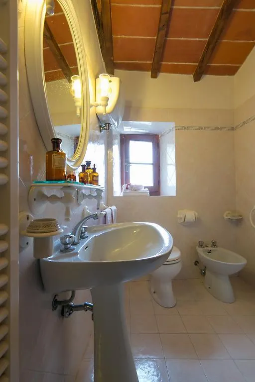 Villa Chiara Cortona 0*,